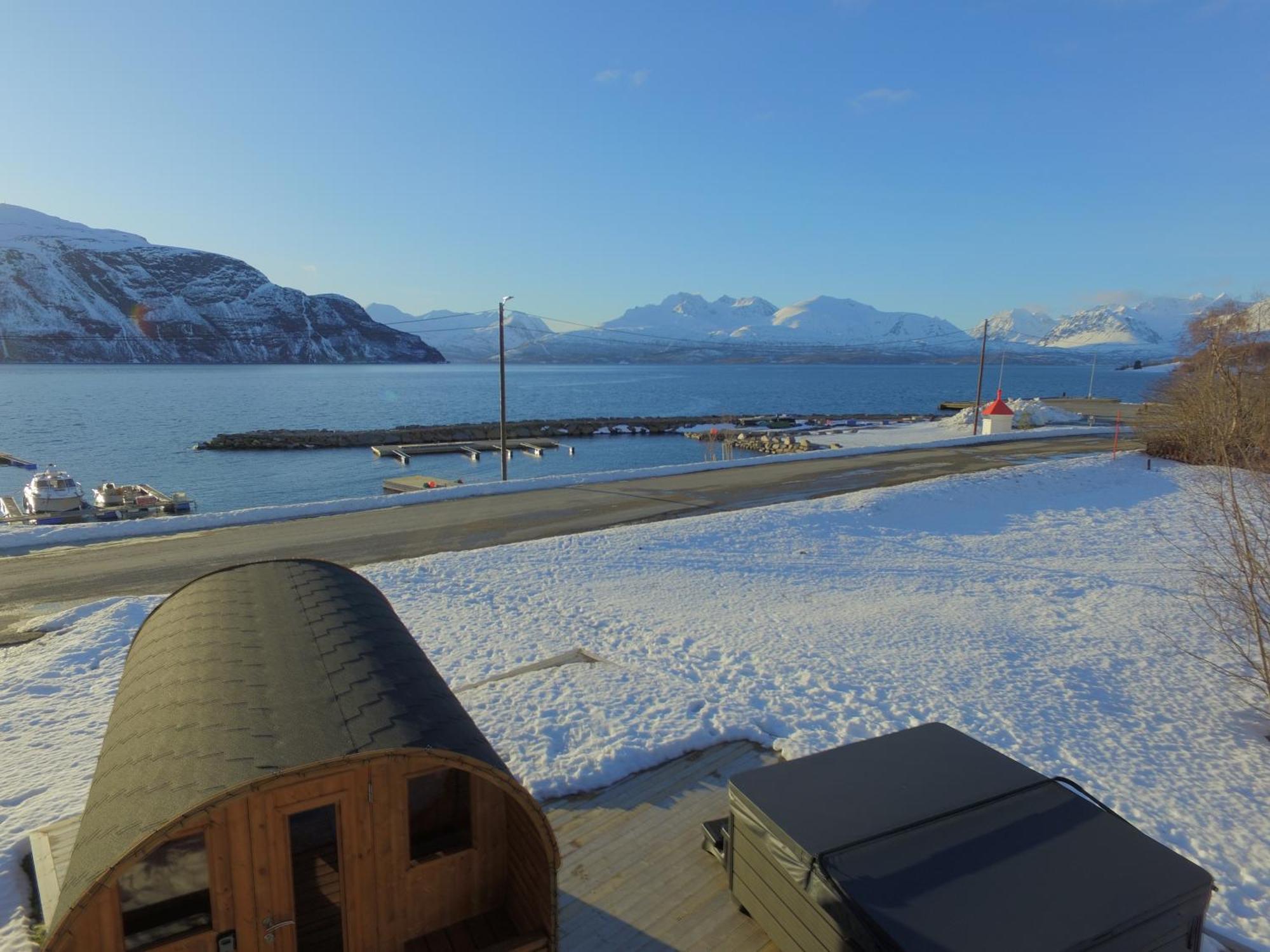 Alpan Apartments, Lyngenfjord Olderdalen 外观 照片